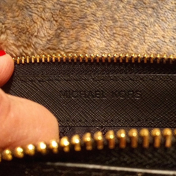 NWT $298💕 MICHAEL KORS Jet Set Travel 3/4 Zip Around Black Leather Wallet! - Picture 5 of 10